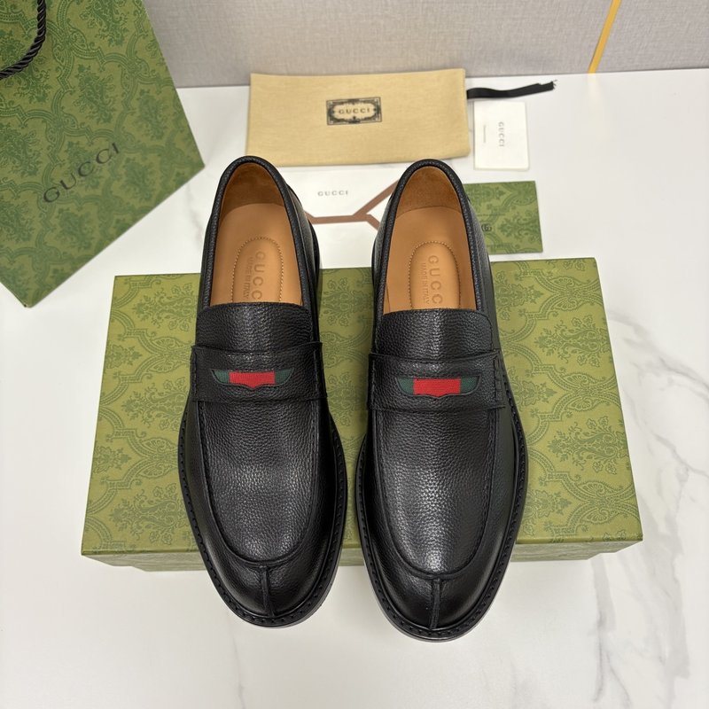 GUCCI 남성 심플 로퍼 구두 001-228170
