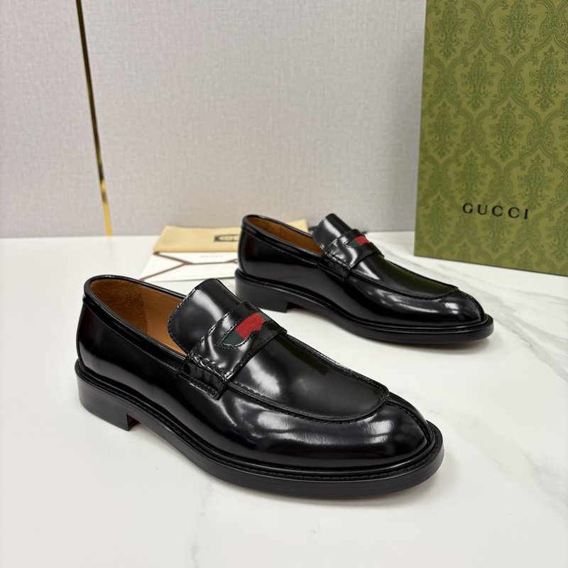GUCCI 남성 Jordaan 심플 로퍼 구두 001-228173
