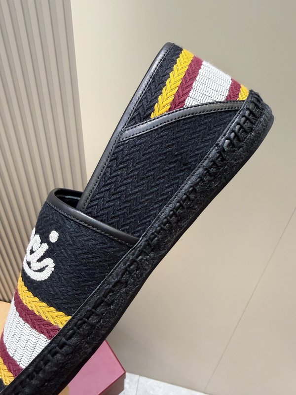 Gucci 이탈리아 수입 스웨이드 어부화 001-228205