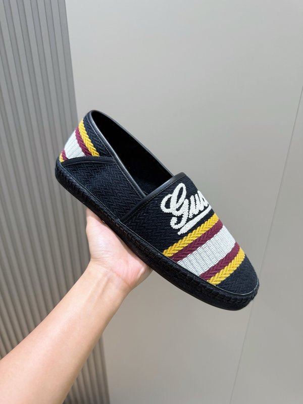 Gucci 이탈리아 수입 스웨이드 어부화 001-228205