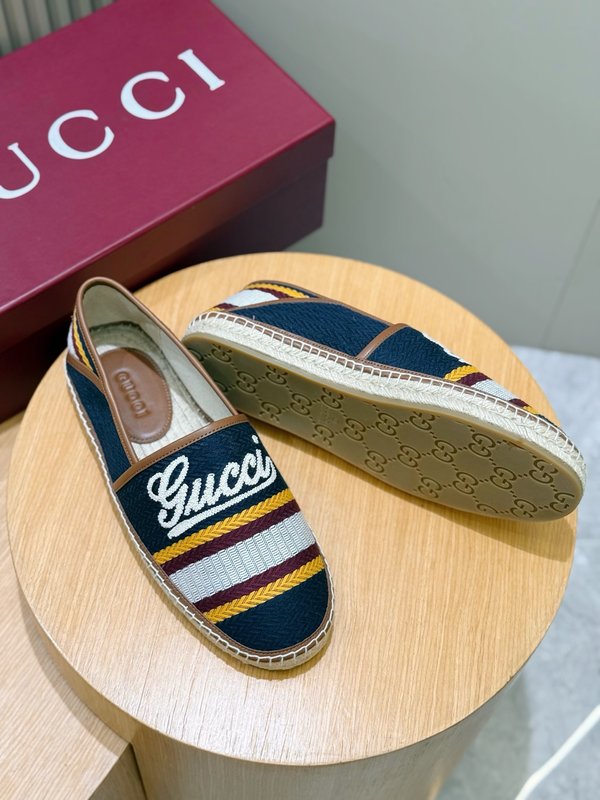 GUCCI 이탈리아 수입 스웨이드 어부신 001-228206