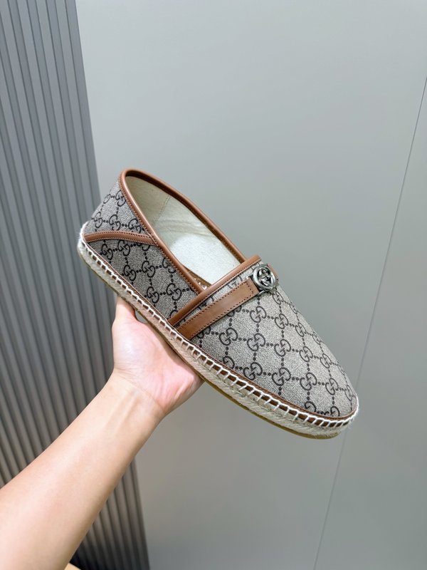 Gucci 이탈리아 스웨이드 피셔맨 슈즈 001-228208