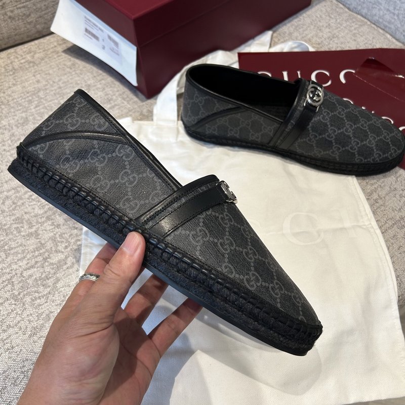 GUCCI 구치 클래식 프린트 로퍼 001-228209