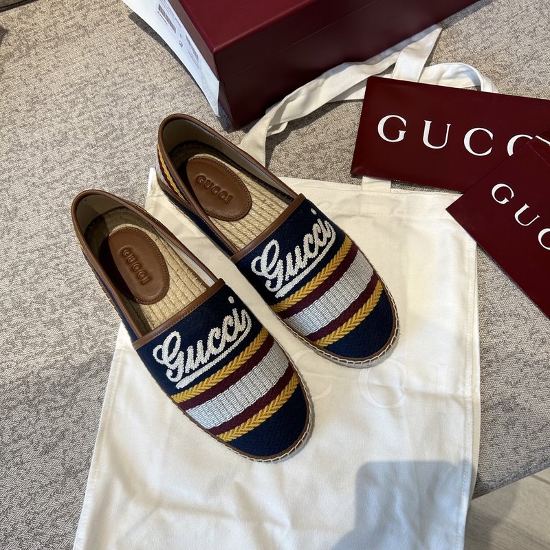 GUCCI 구찌 스트라이프 캐주얼 로퍼 001-228212
