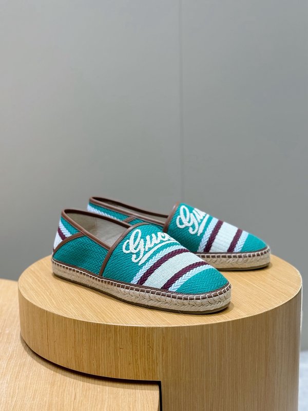 GUCCI 이탈리아 스웨이드 에스파드리플 001-228216