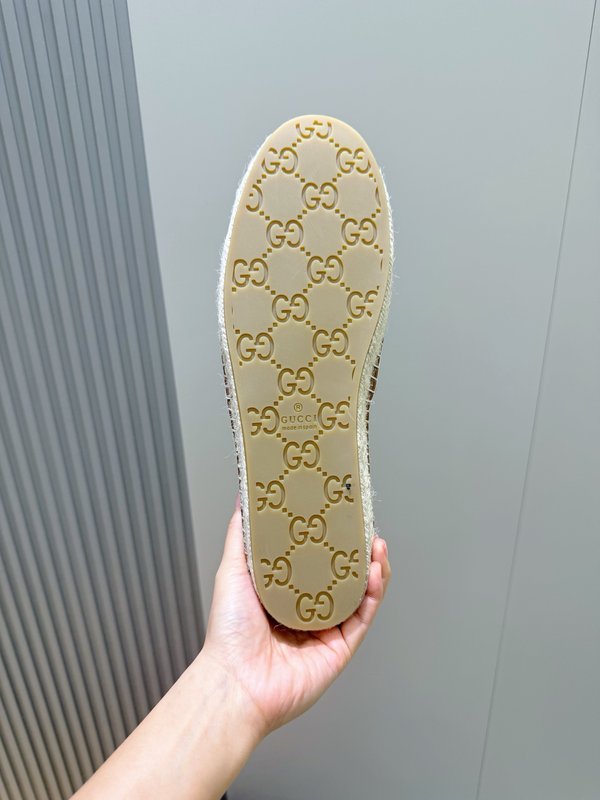 GUCCI 이탈리아 스웨이드 에스파드리플 001-228216