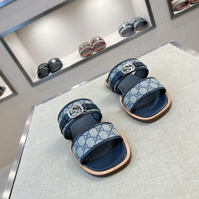 Gucci 클래식 패턴 가죽 슬리퍼 001-228230