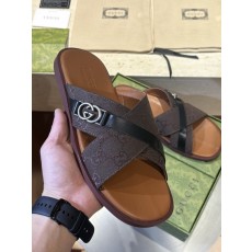 GUCCI 남성 교차 인터록 샌들 001-228255