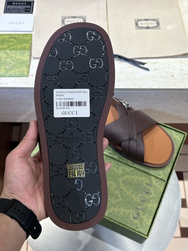 GUCCI 남성 크로스 인터록 샌들 001-228258