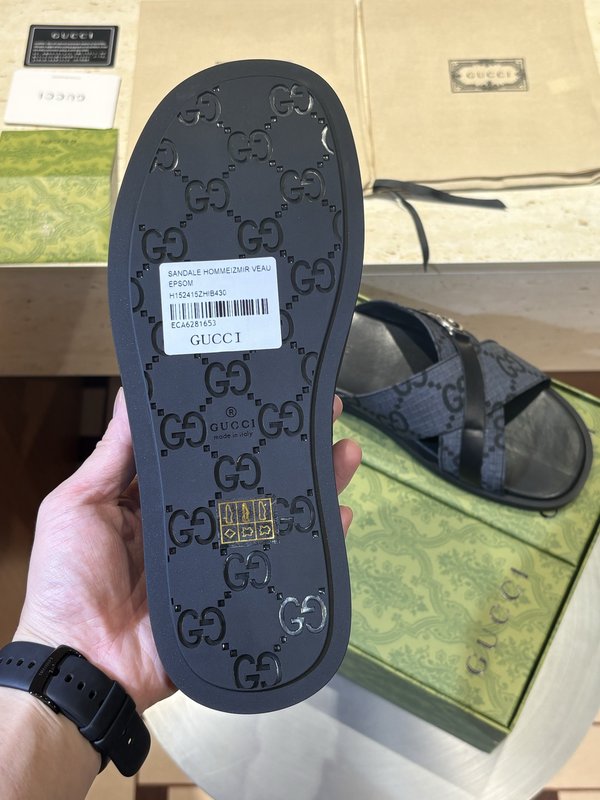 GUCCI 남성 2026 신상 교차 샌들 001-228260