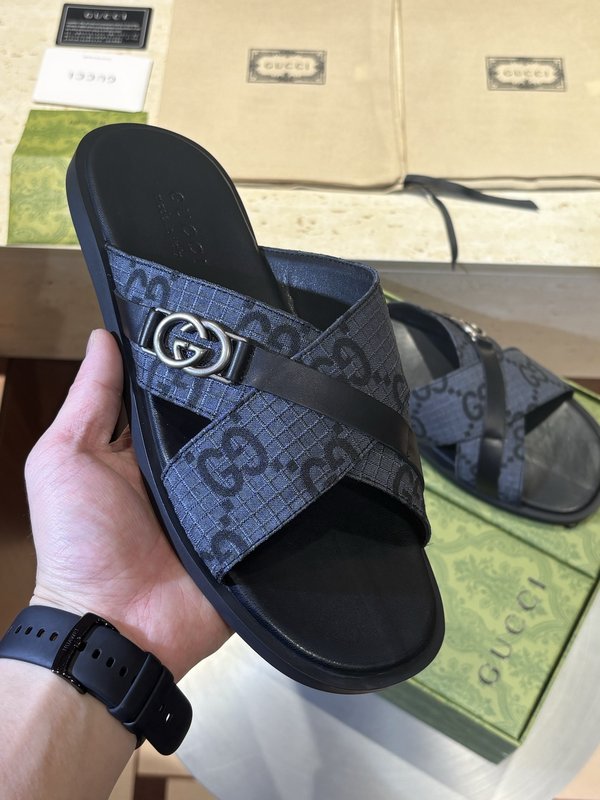 GUCCI 남성 2026 신상 교차 샌들 001-228260