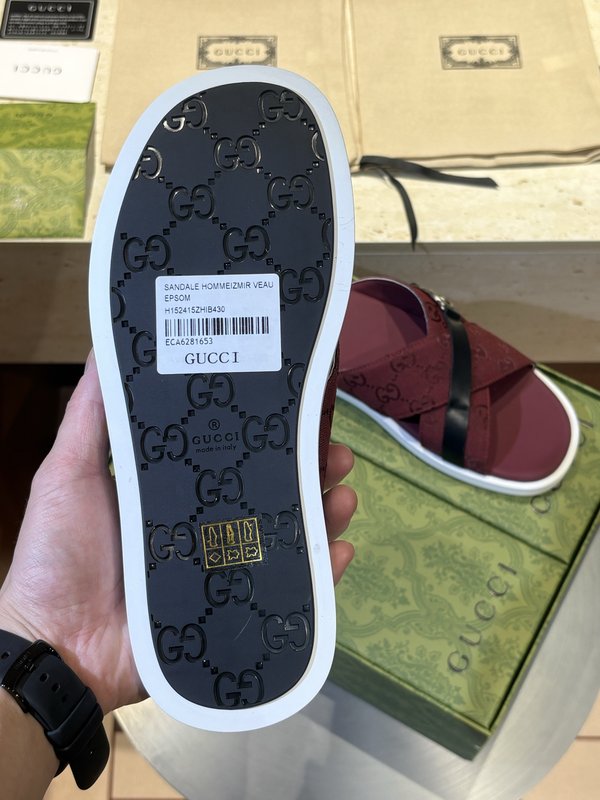 GUCCI 남성 교차 더블 G 샌들 001-228274