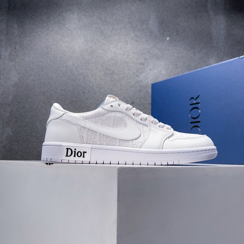 Dior 가 화이트 로우탑 캐주얼 운동화 001-228291