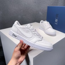 Dior 가 화이트 로우탑 캐주얼 운동화 001-228291