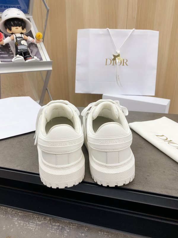 DIOR 커플 클래식 조개껍질 헤드 화이트 슈즈 001-228305