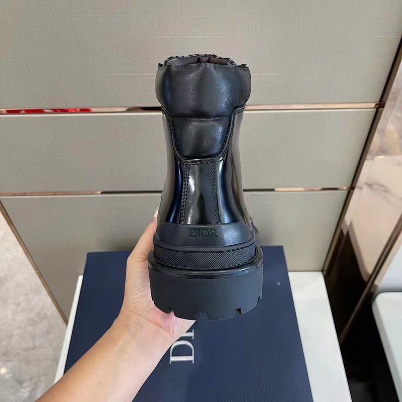 Dior Explorer 남성 군용풍 가죽 부츠 001-228315