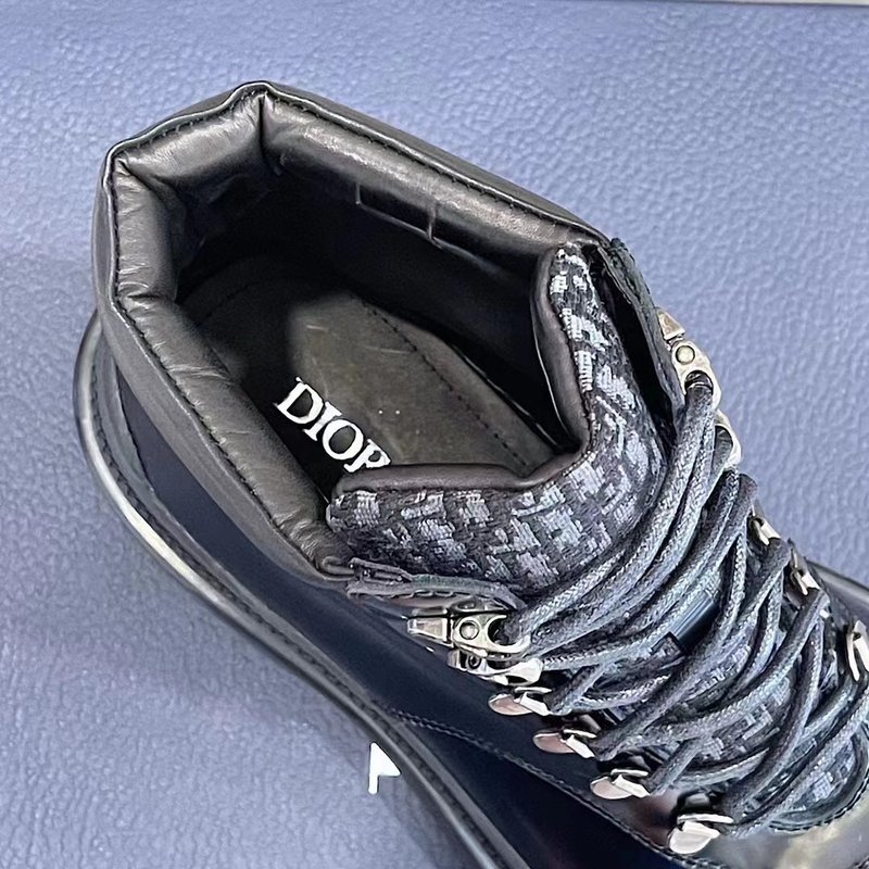 Dior Explorer 남성 군용풍 가죽 부츠 001-228315