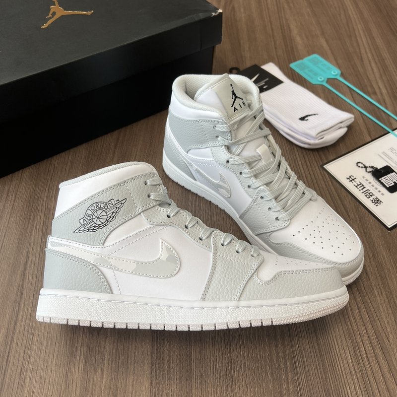 Air Jordan 1 Mid 백색 회색 카모 운동화 001-228318