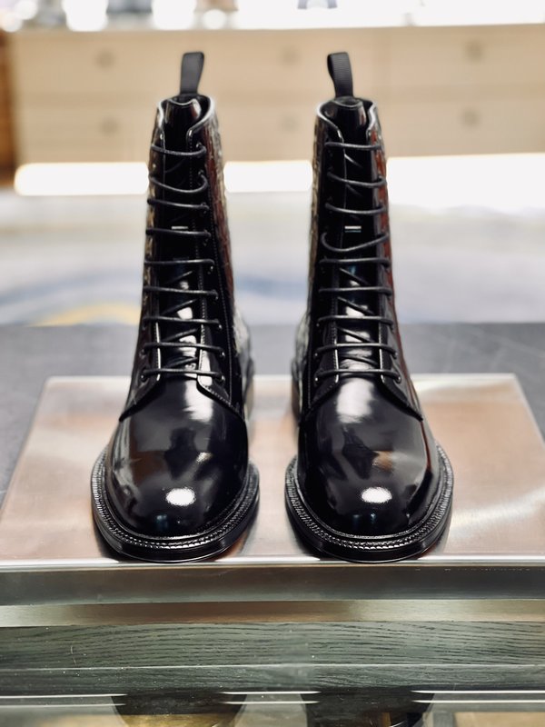 Dior 2021 년 레이스업 하이 부츠 가죽 바닥 001-228335