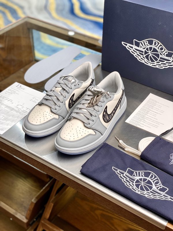 Dior X AJ 1联名 운동화 001-228338