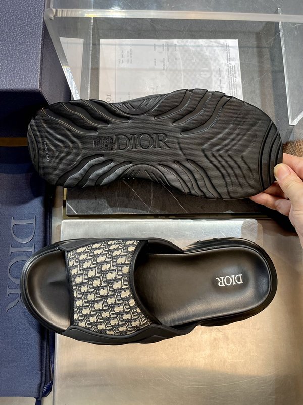 Dior 디올르 오블리크 프린트 소 가죽 슬리퍼 001-228364