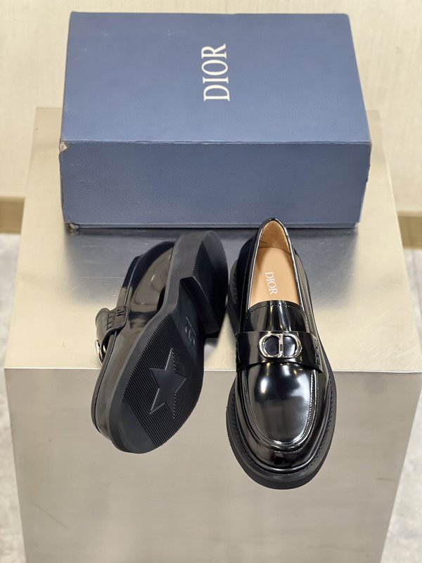 Dior 하이엔드 남성 비즈니스 캐주얼 가죽슈즈 001-228367