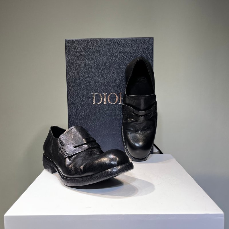 Dior 워싱 빈티지 아일랜드 말가죽 구두 001-228392