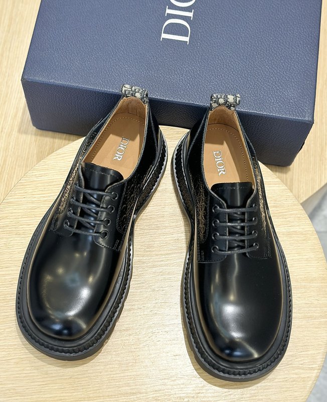 Dior Buffalo 남성 더비 슈즈 001-228429