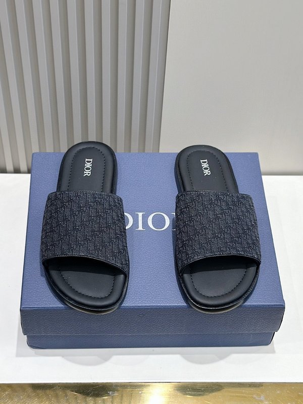 Dior Alias 남성 그레인 가죽 샌들 001-228445