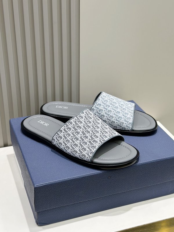 Dior Alias 남성 그레인 가죽 샌들 001-228445