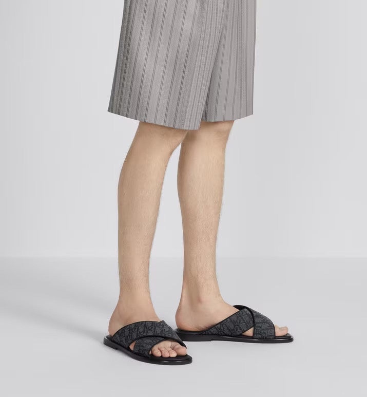 Dior Alias 남성 그레인 가죽 슬리퍼 001-228461