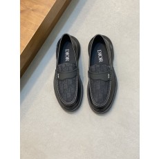 DIOR 디올르 모카신 가죽 Gancio 장식 001-228493