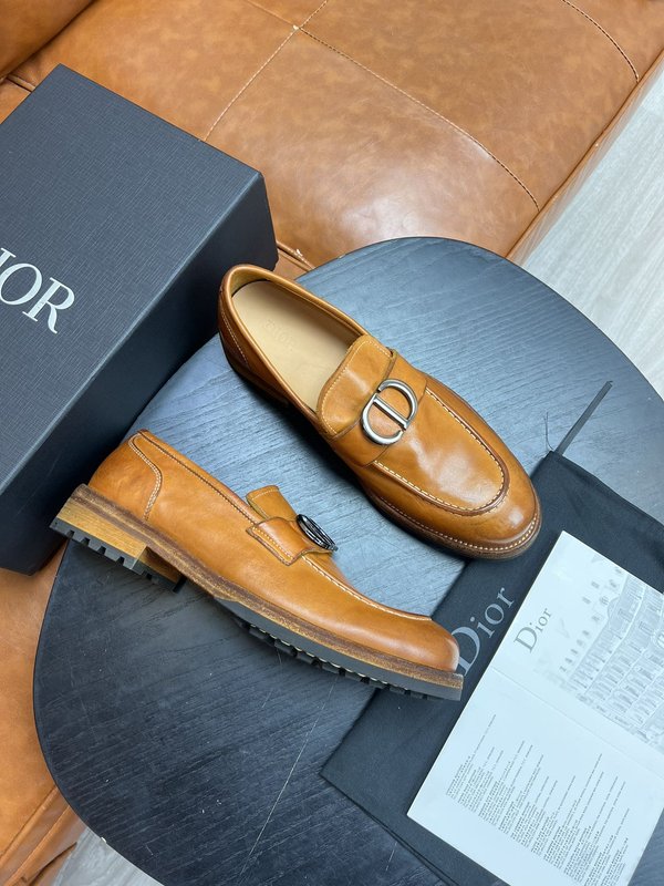 Dior 디올 레이스업 조각상 워시드 가죽 구두 001-228497