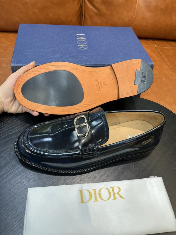 Dior 디올르 남성 광택 소가죽 구두 001-228504