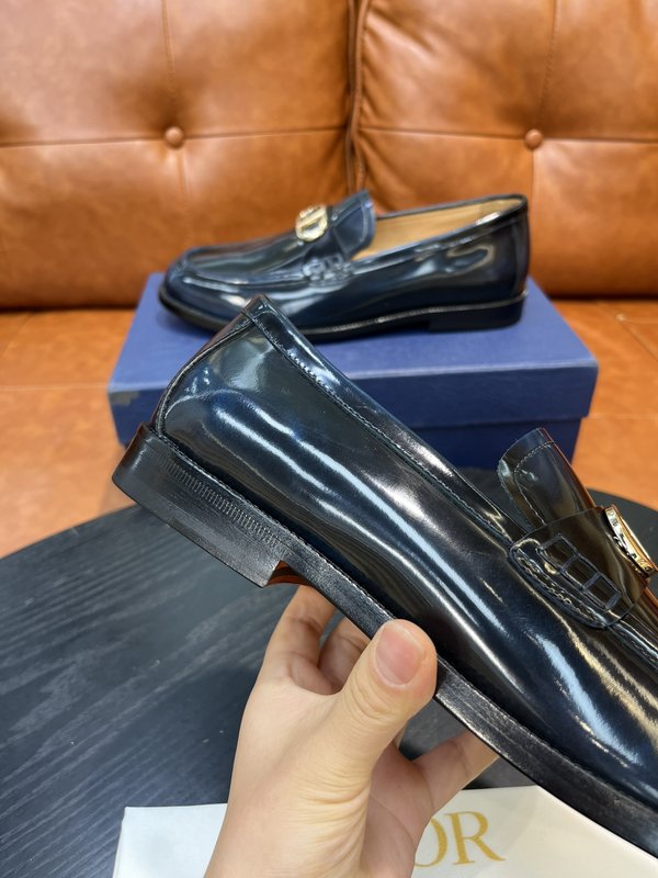 Dior 디올르 남성 광택 소가죽 구두 001-228504