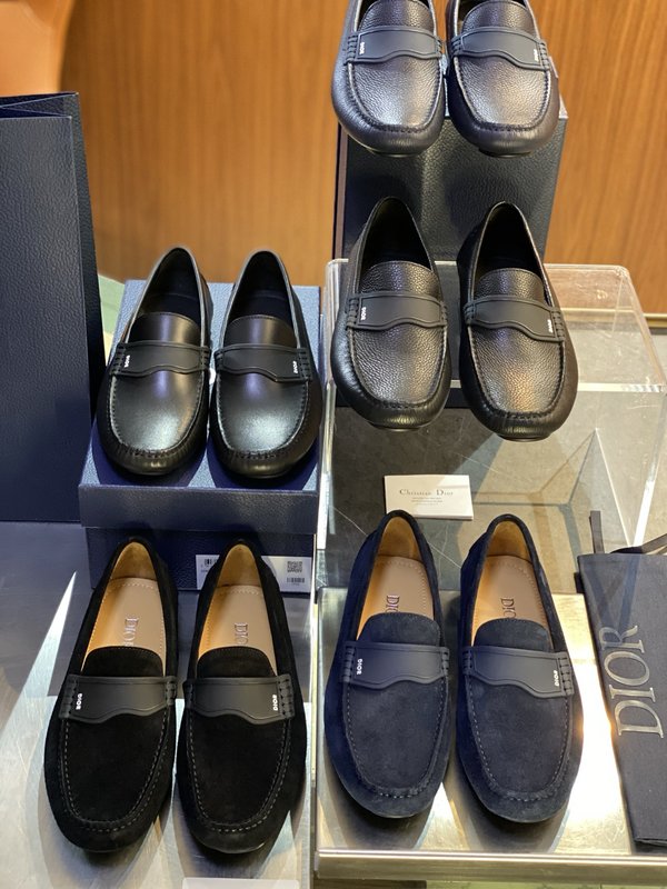 Dior Odeon 소가죽 수제 로퍼 001-228514