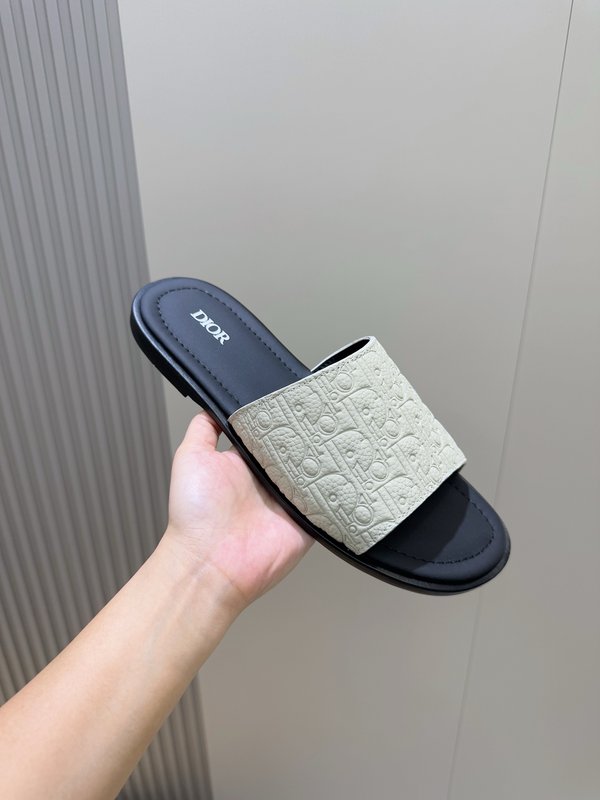 디올 알리아스 남성 가죽 슬리퍼 001-228523
