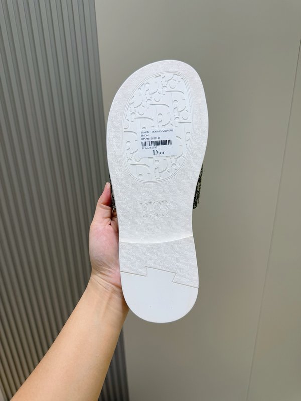 디올 알리아스 남성 가죽 슬리퍼 001-228544