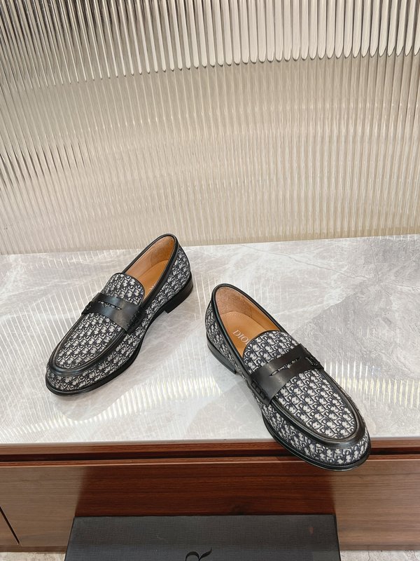 Dior Granville 남성 로퍼 001-228626