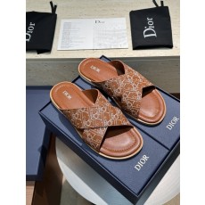 디올 알리아스 남성 소가죽 슬리퍼 001-228654