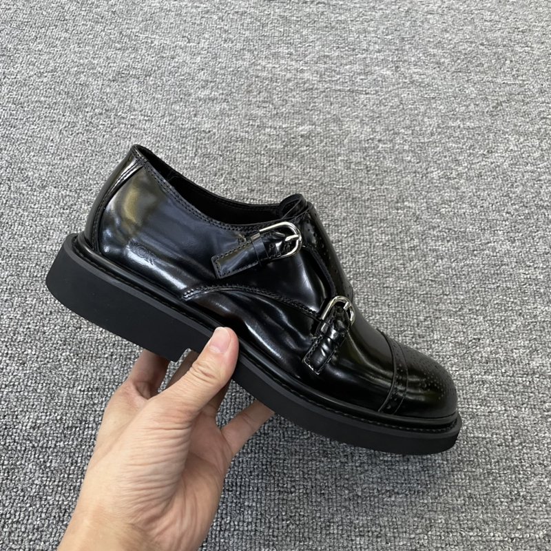 Dior Explorer 블랙 광택 가죽 더비 슈즈 001-228685