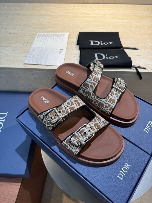Dior Aqua 남성 크로스 밴들 샌들 001-228700