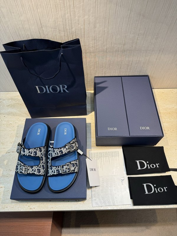 Dior Aqua 남성 교차 밴드 샌들 001-228701