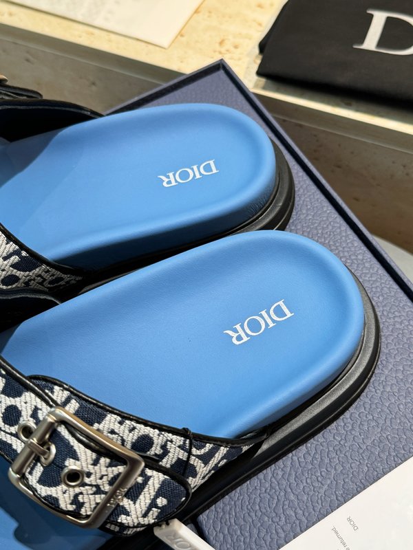 Dior Aqua 남성 교차 밴드 샌들 001-228701