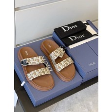 Dior Aqua 남성 교차 스트랩 샌들 001-228719