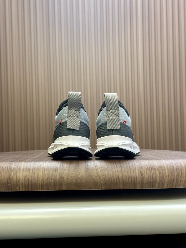 디올 통기성 두꺼운 바닥 캐주얼 운동화 001-228803