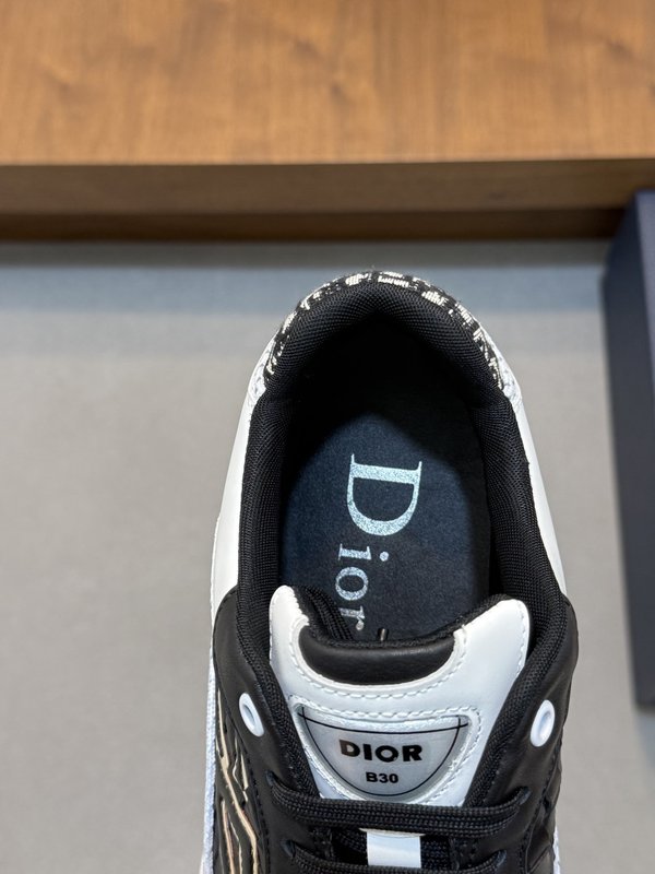 Dior 디올르 남성 레트로 메쉬 운동화 001-228805