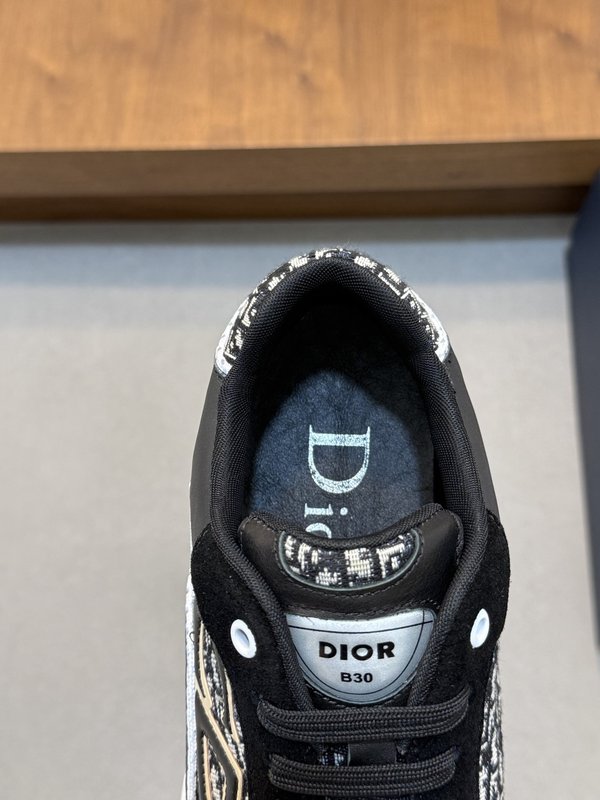 Dior 디올 남성 레트로 조깅 운동화 001-228834