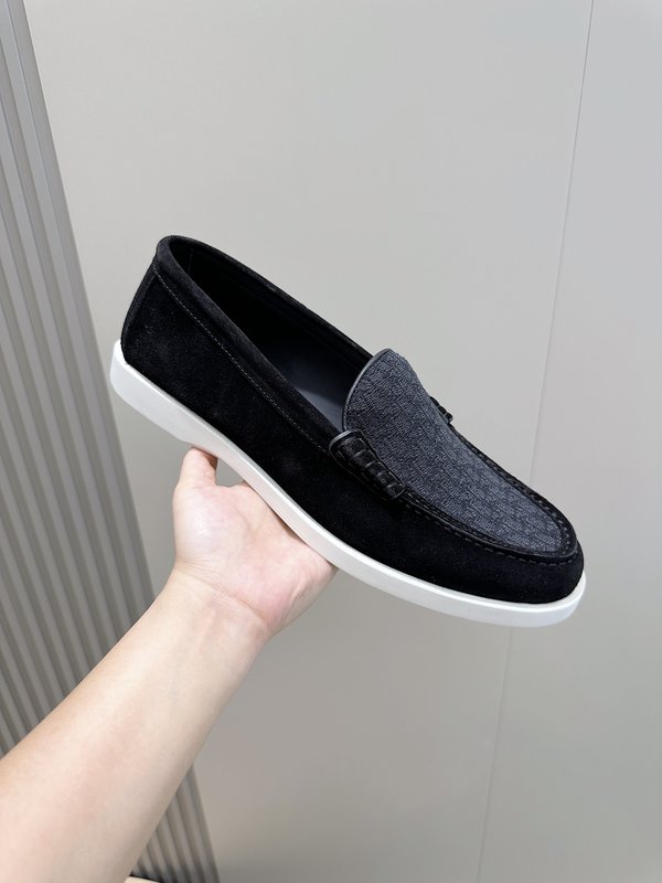 Dior Granville 남성 스웨이드 로퍼 001-228940