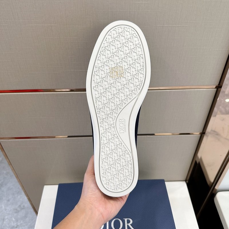 Dior Granville 남성 스웨이드 로퍼 001-228941